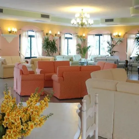 Hotel Club 4*